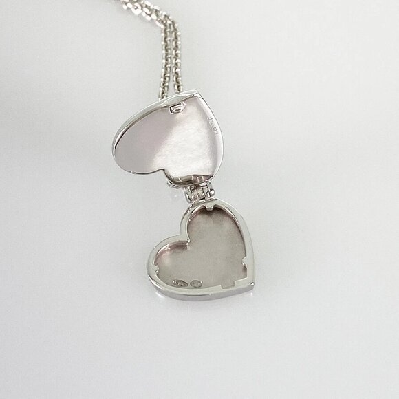 LOUIS VUITTON Pandantif Cool Heart Rocket Q93010/Q92004 White gold diamond N... - Picture 11 of 16